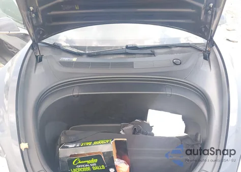 2018 Tesla Model 3 Long Range/Performance из США, поврежденный, VIN 5YJ3E1EB7JF086795